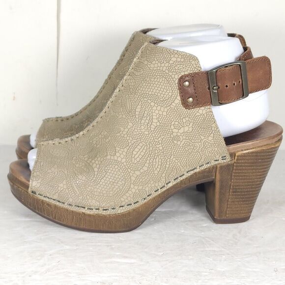 Dansko Women's Reggie US6-6,5 EU37 Taupe Tooled Leather Caged Slingback Sandals - Picture 2 of 16